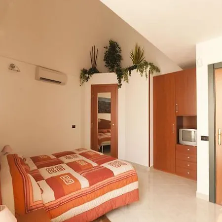 Domina Sassi Bed & Breakfast *