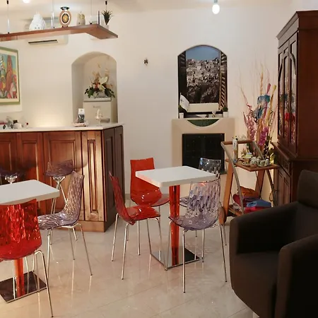 Domina Sassi Bed & Breakfast *